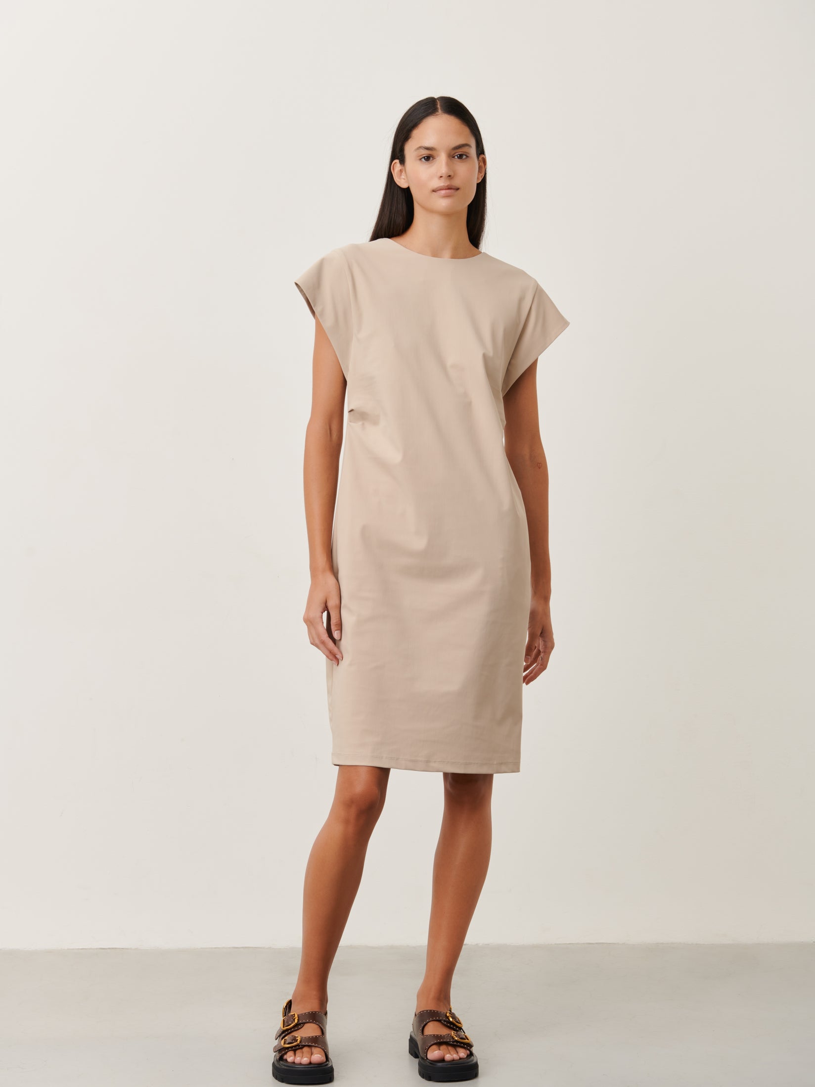 Domina Dress Technical Jersey | Sand
