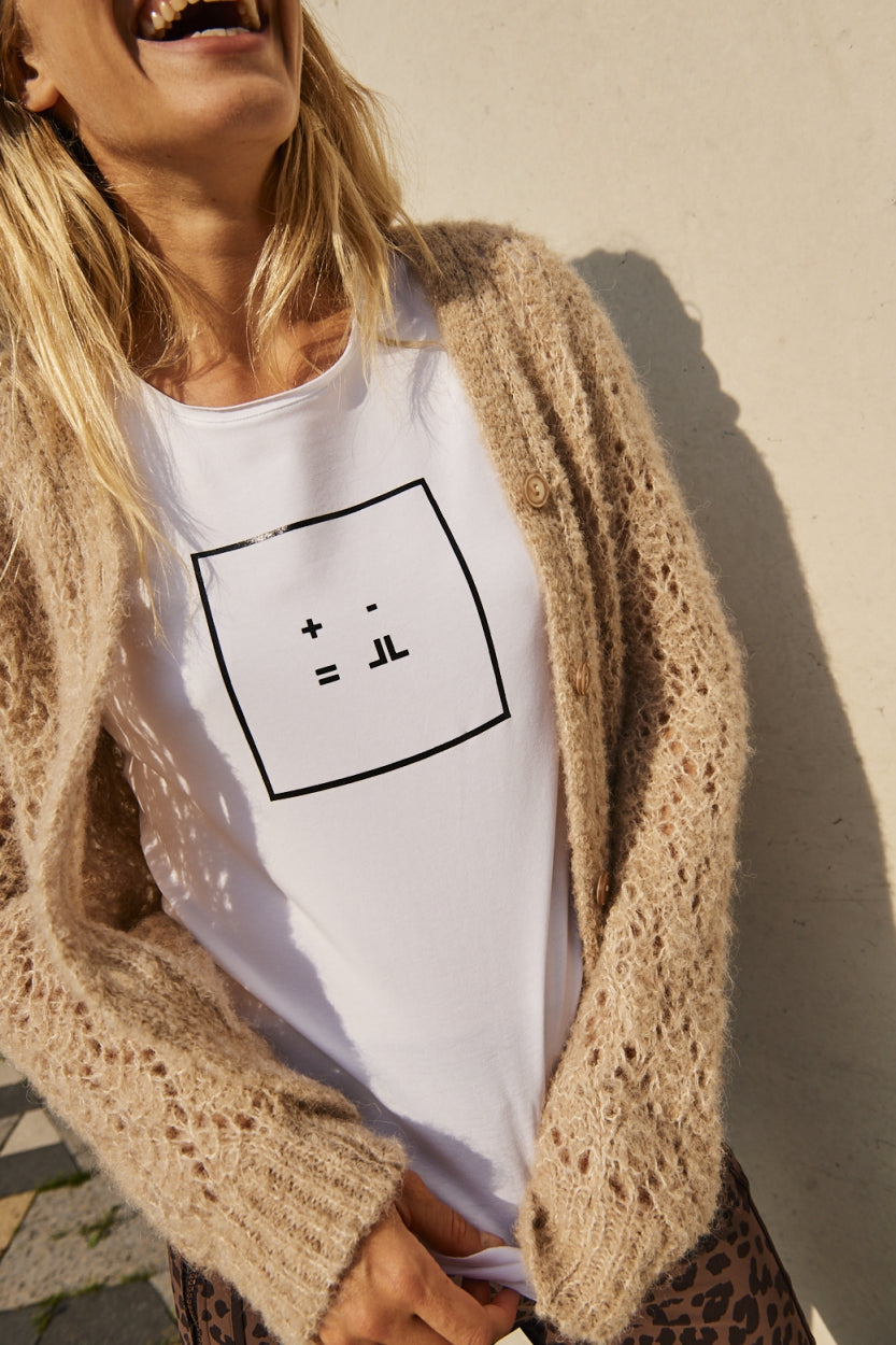 T shirt | White