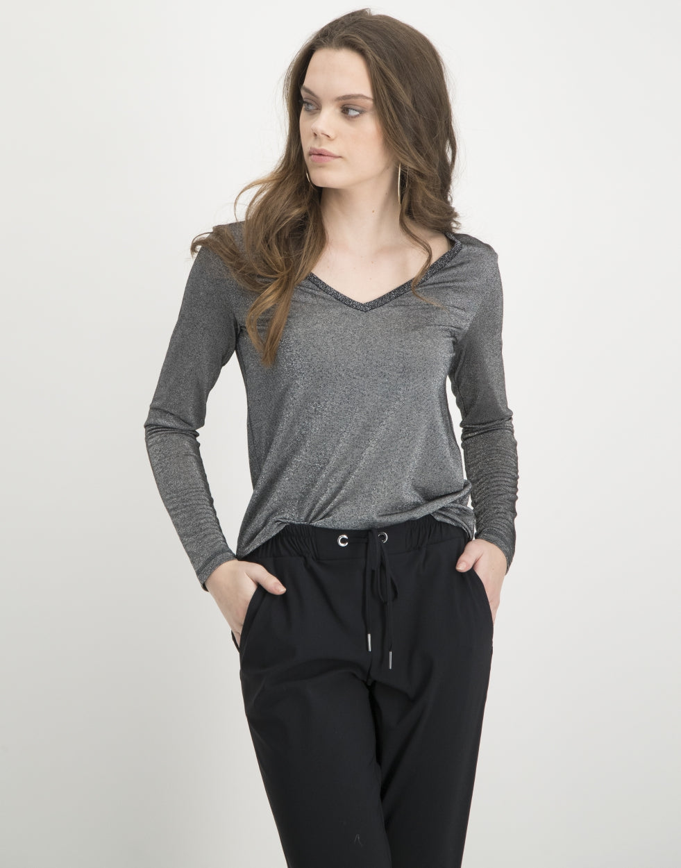 Grace V-Neck | Black